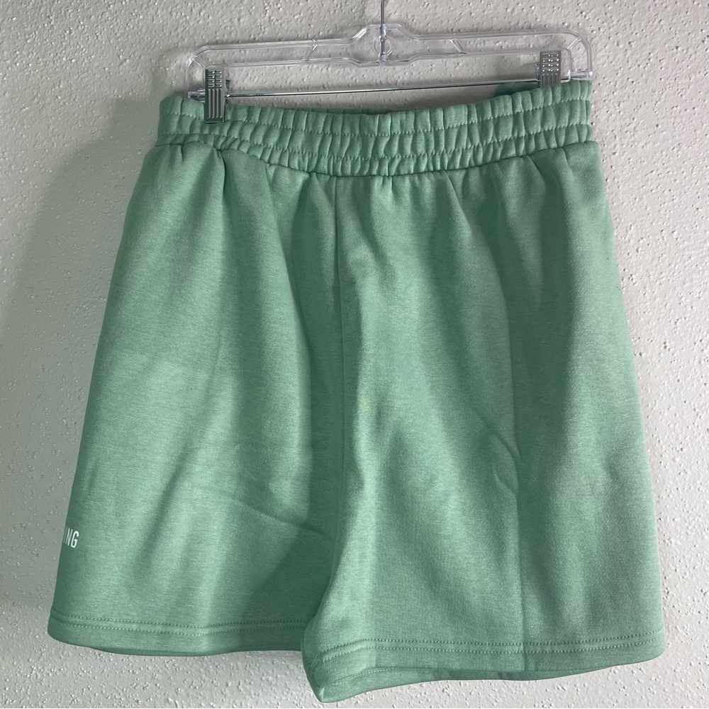 PrettyLittleThing Plus Green Sweat Shorts